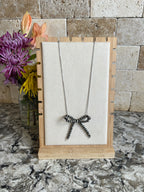 Dainty Rebel Necklace (18 inches)