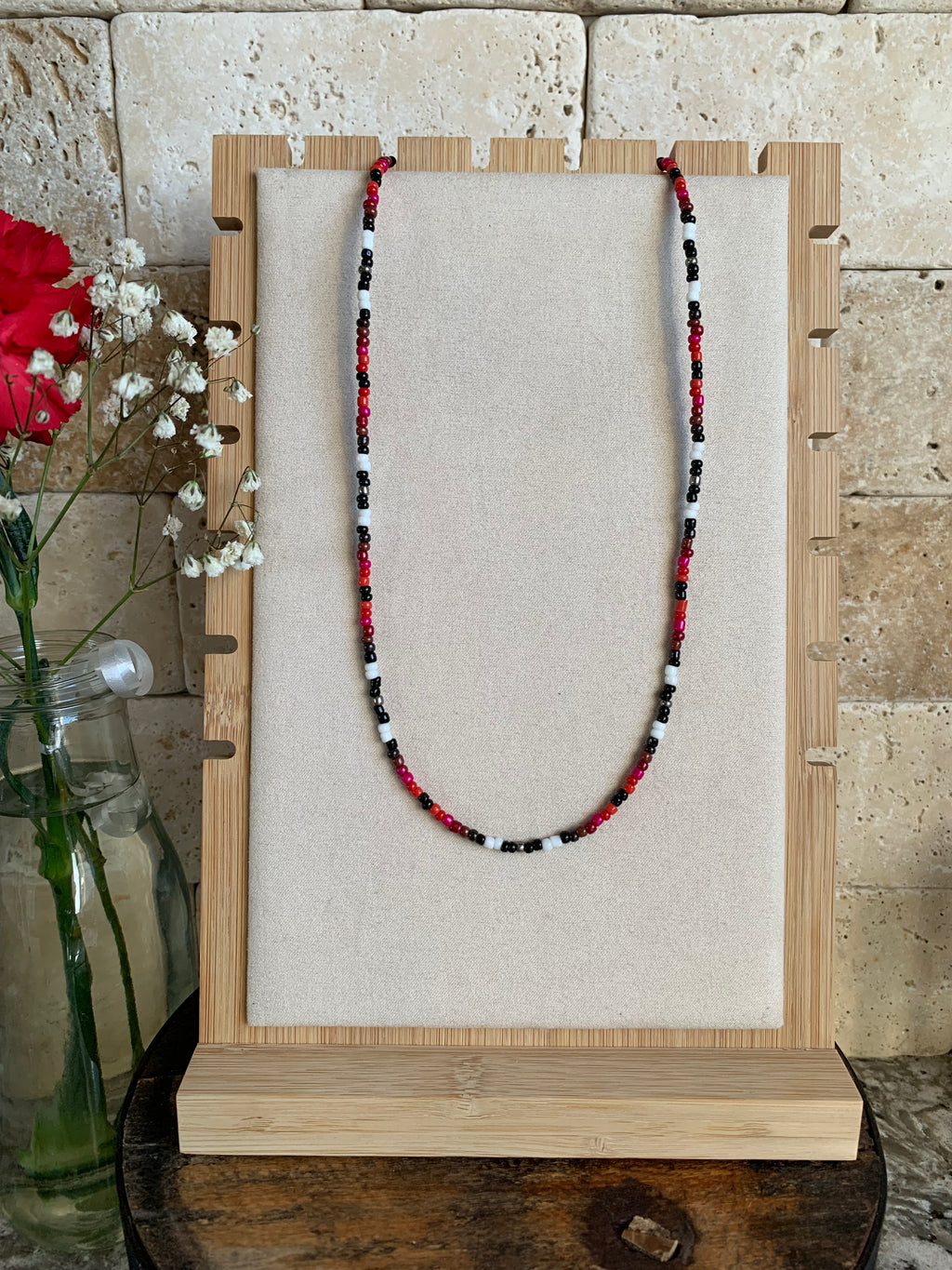 Men's Beaded Red Necklace (22 Inches)